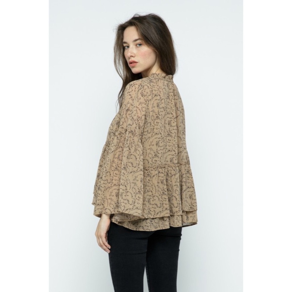 SCOTTSDALE FLUTTER SLEEVE BLOUSE - Picture 6 of 11